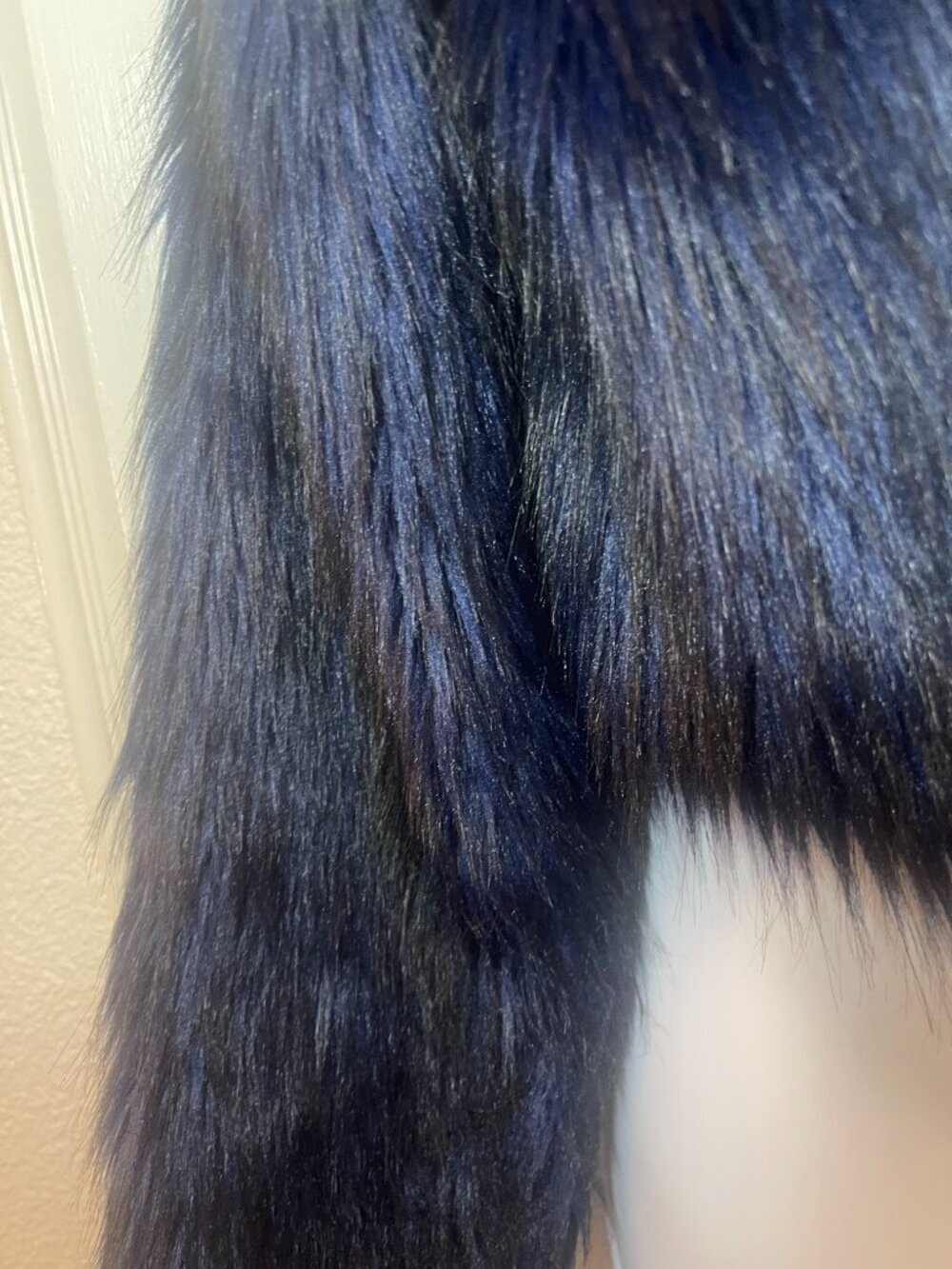 Midnight Blue Faux Fur Cropped Jacket XS Indie Sleaze Mob Wife - Picture 2 of 8